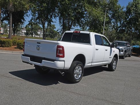Used 2024 RAM 2500 Laramie w/ Safety Group AWD/4WD image 4