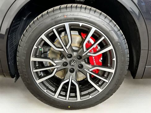 Used 2023 Maserati Grecale GT image 8