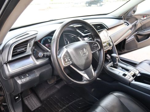 Used 2016 Honda Civic Touring image 10