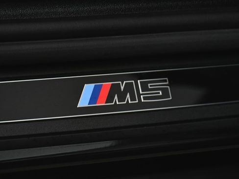 Used 2025 BMW M5 w/ Executive Package AWD/4WD image 18
