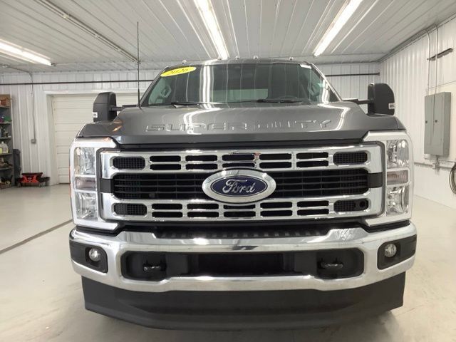 Used 2026 Ford F350 XLT AWD/4WD image 2