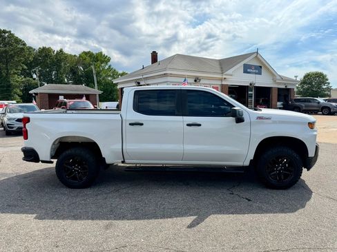 Used 2019 Chevrolet Silverado 1500 Custom Trail Boss w/ Custom Convenience Package AWD/4WD image 6