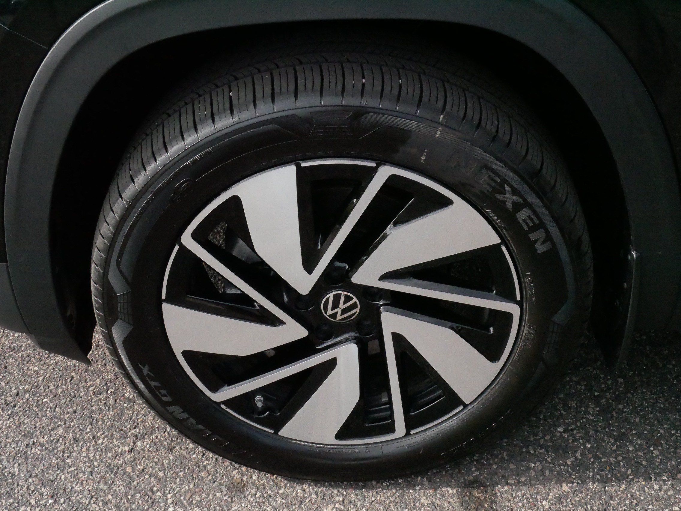 Certified 2026 Volkswagen Atlas SE AWD/4WD image 15
