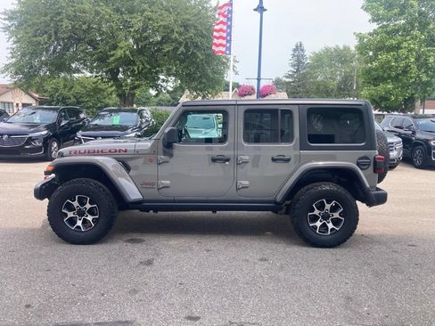 Used 2020 Jeep Wrangler Unlimited Rubicon w/ Dual Top Group AWD/4WD image 8