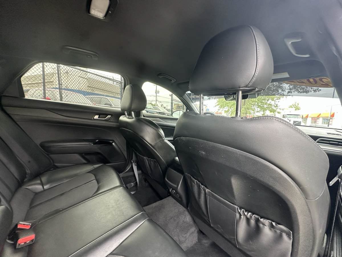 Used 2022 Kia K5 GT-Line AWD/4WD image 35