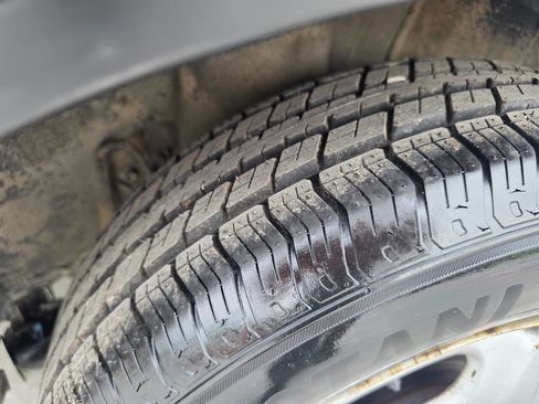 Used 2004 Honda CR-V LX image 50