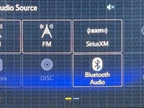 Used 2017 Subaru Legacy 2.5i Limited image 22