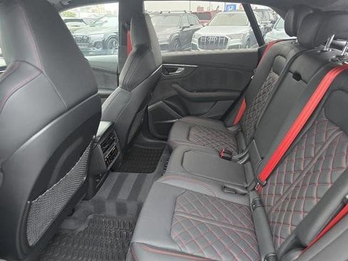 New 2026 Audi SQ8 Prestige image 13