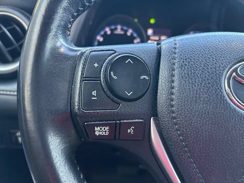 Used 2018 Toyota RAV4 XLE FWD image 20