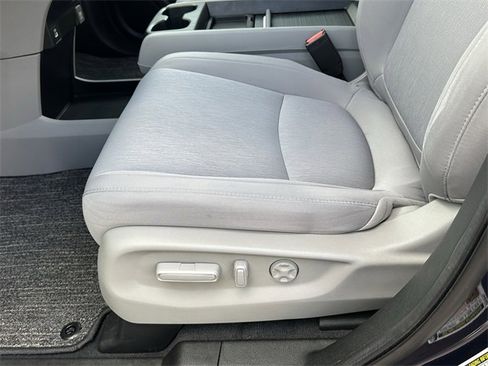 Used 2022 Honda Odyssey EX image 28