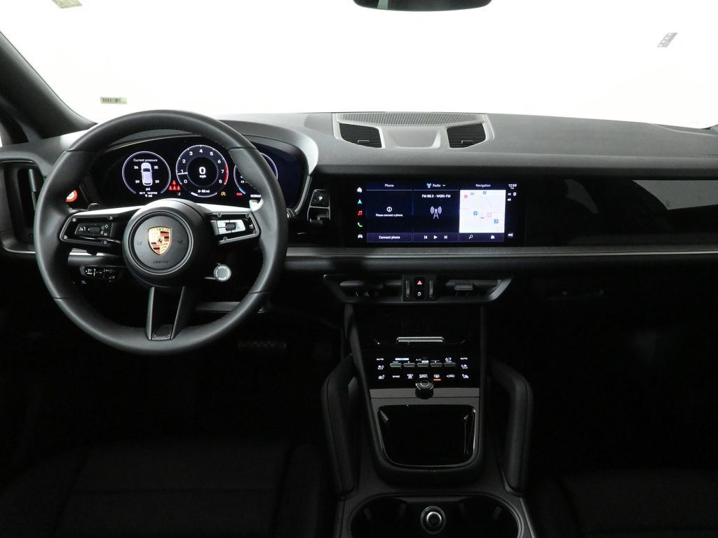 Used 2026 Porsche Cayenne AWD/4WD image 16