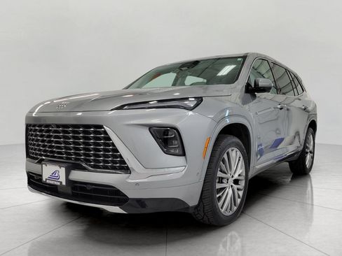 Used 2025 Buick Enclave Avenir w/ Super Cruise Package AWD/4WD image 12