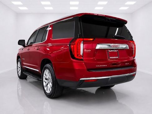 Used 2023 GMC Yukon XL SLT w/ SLT Premium Package AWD/4WD image 10