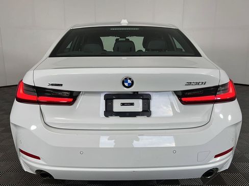 Used 2023 BMW 330i xDrive Sedan w/ Convenience Package AWD/4WD image 6