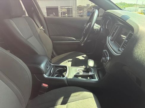 Used 2022 Dodge Charger SXT RWD image 20