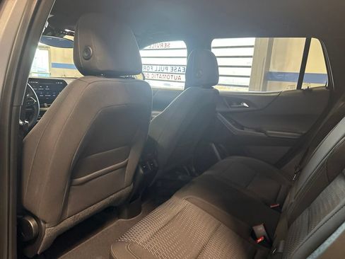 Used 2026 Chevrolet Equinox LT AWD/4WD image 18