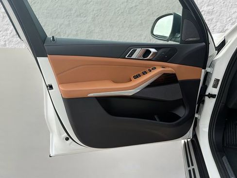 Used 2025 BMW X5 xDrive40i image 22