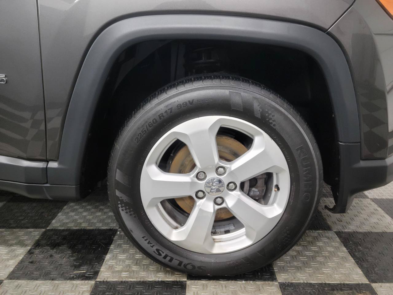 Used 2018 Jeep Compass Latitude w/ Popular Equipment Group AWD/4WD image 23
