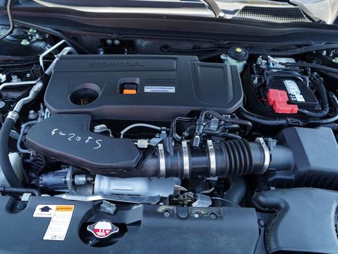 Used 2019 Honda Accord Touring image 37