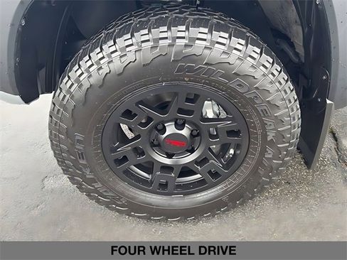 Used 2019 Toyota Tacoma TRD Off-Road image 8