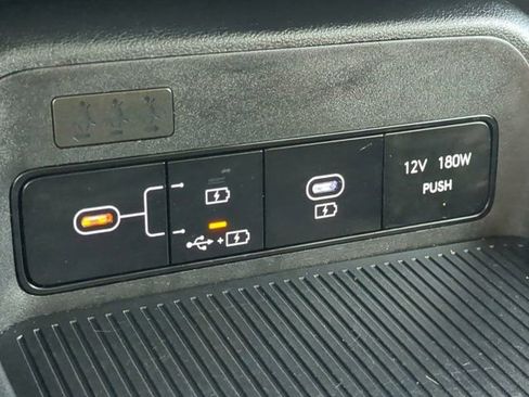 Used 2024 Hyundai Kona SEL FWD image 20