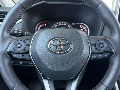 Used 2025 Toyota RAV4 XLE Premium w/ Weather Package AWD/4WD image 29