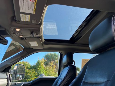 Used 2021 Ford F250 Lariat w/ Tremor Off-Road Package image 34