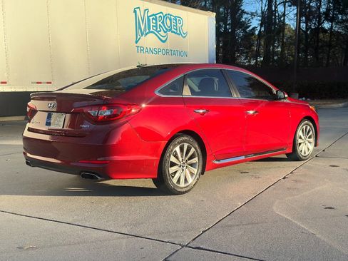 Used 2016 Hyundai Sonata Sport w/ Option Group 1V image 15