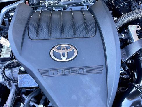 Used 2024 Toyota Highlander Limited AWD/4WD image 58