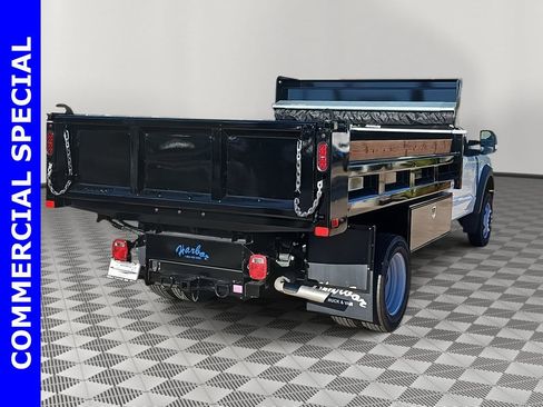 New 2025 Ford F550 2WD Regular Cab Super Duty image 3