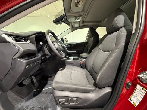 Certified 2023 Toyota RAV4 XLE w/ Convenience Package AWD/4WD image 13