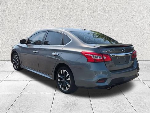 Used 2019 Nissan Sentra SR FWD image 5