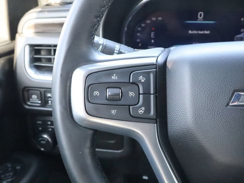 Used 2024 Chevrolet Suburban Z71 w/ Luxury Package AWD/4WD image 24