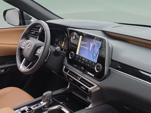 Certified 2025 Lexus RX 350 FWD image 29