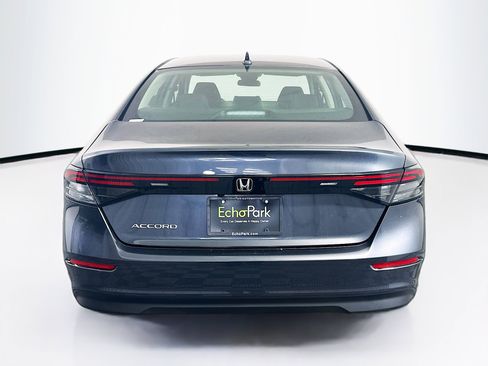 Used 2025 Honda Accord LX image 7