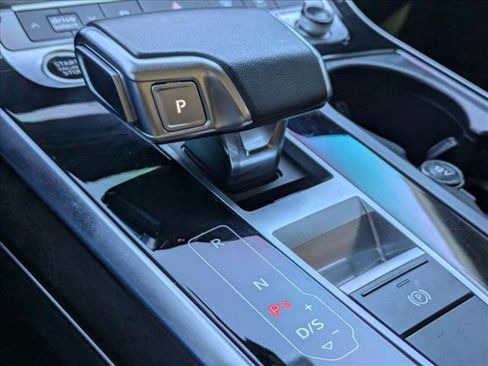 Used 2023 Audi Q7 2.0T Premium w/ Convenience Package image 14