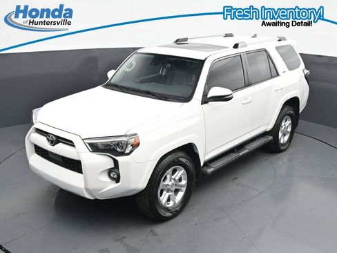 Used 2023 Toyota 4Runner SR5 Premium w/ Moonroof Package RWD image 20