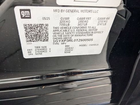 New 2026 Cadillac Lyriq V AWD/4WD image 32