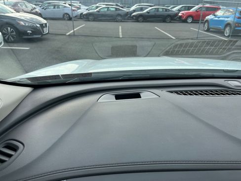 Used 2025 Buick Encore GX Preferred image 33