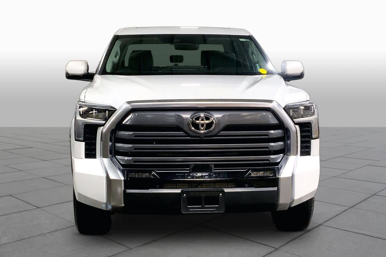 Used 2024 Toyota Tundra Limited AWD/4WD image 4
