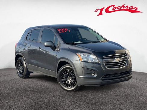 Used 2016 Chevrolet Trax LS w/ LPO, Protection Package FWD image 1
