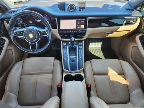 Used 2021 Porsche Macan AWD/4WD image 25
