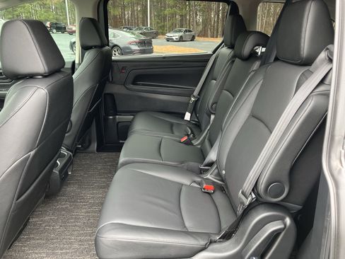 Certified 2026 Honda Odyssey EX-L image 34