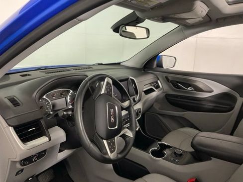 Used 2024 GMC Terrain SLT w/ LPO, Floor Liner Package AWD/4WD image 22