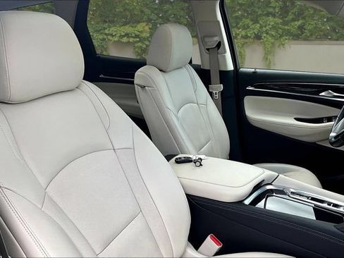 Used 2023 Buick Enclave Essence w/ Experience Buick Package FWD image 30