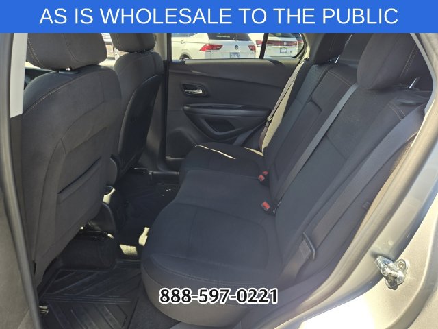 Used 2020 Chevrolet Trax LS w/ Tint and Cruise Package FWD image 11