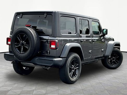 Used 2022 Jeep Wrangler Unlimited Sport AWD/4WD image 6