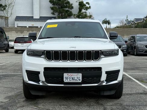 Used 2023 Jeep Grand Cherokee L Laredo image 2