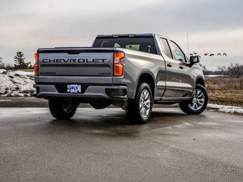Used 2021 Chevrolet Silverado 1500 Custom w/ LPO, Dark Essentials Package image 15