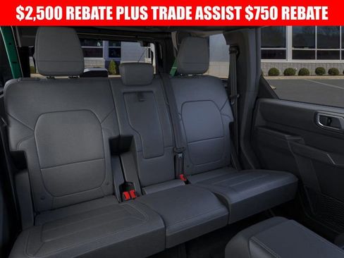 New 2025 Ford Bronco Outer Banks w/ Sasquatch Package image 11